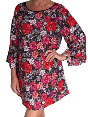 KENZIE floral tunic mini dress relaxed fit side pockets detail on back, size M